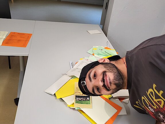 Stimmauszählung in der Jugendfreizeitstätte Eving (Foto: JFS Eving) JFS_Eving_Auszählung